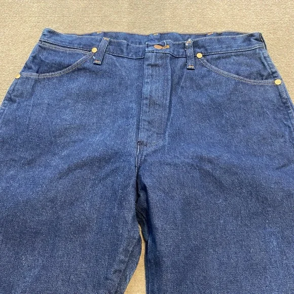 vtg Wrangler Jeans Mens 35x34 Faded Blue 13MWZ Cowboy Cut USA Made 80s Western